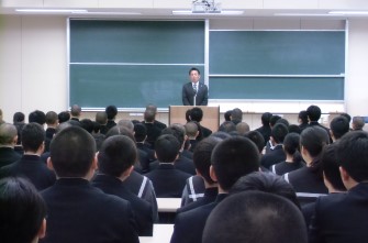 3学期始業式を行いました。