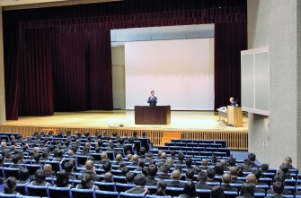 交通安全教室・自転車通学説明会を行いました。