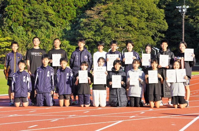 陸上競技部女子、北信越中学校駅伝出場へ！