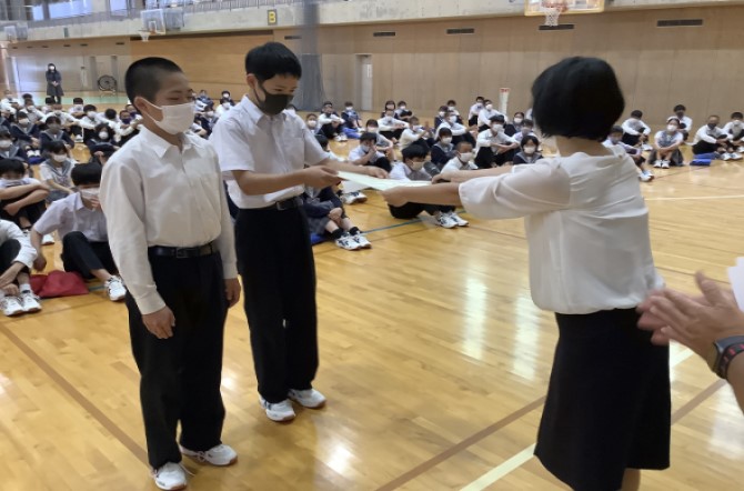 表彰伝達を行いました。