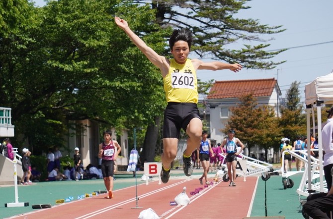 陸上競技部 3名が県体出場へ！