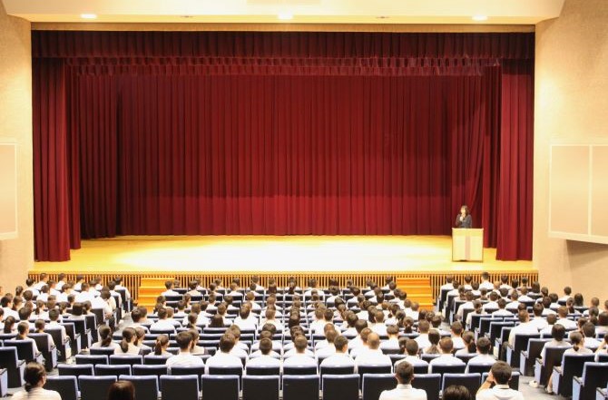 2学期始業式を行いました。