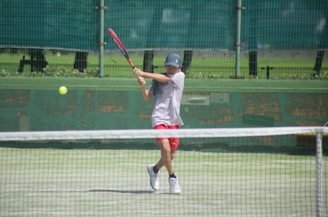 硬式テニス部　浦井さんが石川県中学校テニス大会男子シングルスで第2位！