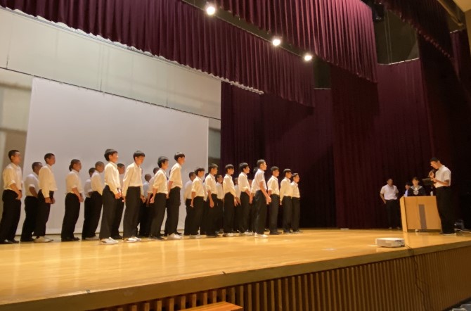 1学期終業式・激励会を行いました。