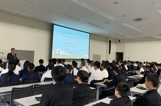 講演会を行いました。