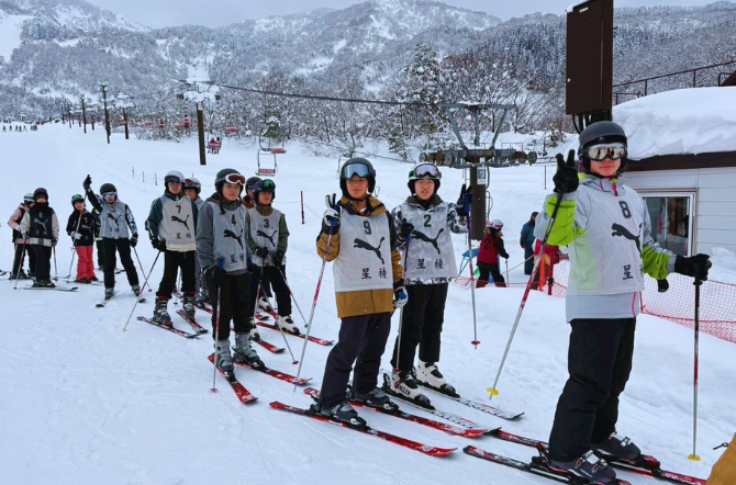 スキー教室を行いました。