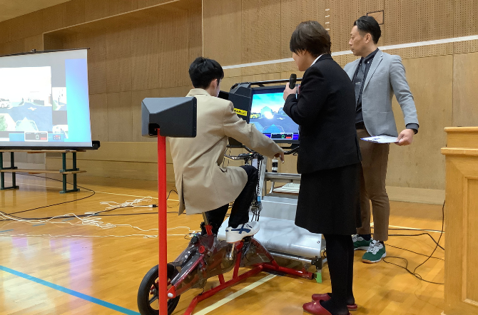 交通安全教室を行いました。