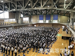 1学期終業式・全国大会出場激励会を行いました。