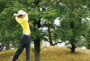 ゴルフ部 辻君、伊藤さん 北陸ジュニア準優勝！