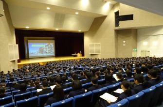 新入生　入学前オリエンテーションを行いました。