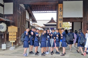 高校3年生　遠足で飛騨高山へ行きました。