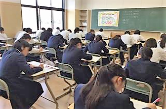 1学期中間試験が始まりました。