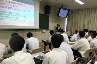 高校3年生Pコース　進路講演会を実施しました。