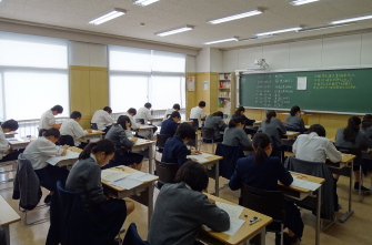 高校3年生　進学模試を実施しました。