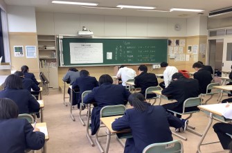 高校1年生　上級生に先駆け、2学期期末試験がスタート！