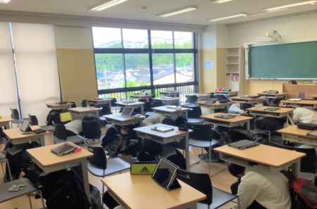 シェイクアウト石川による防災訓練を行いました。