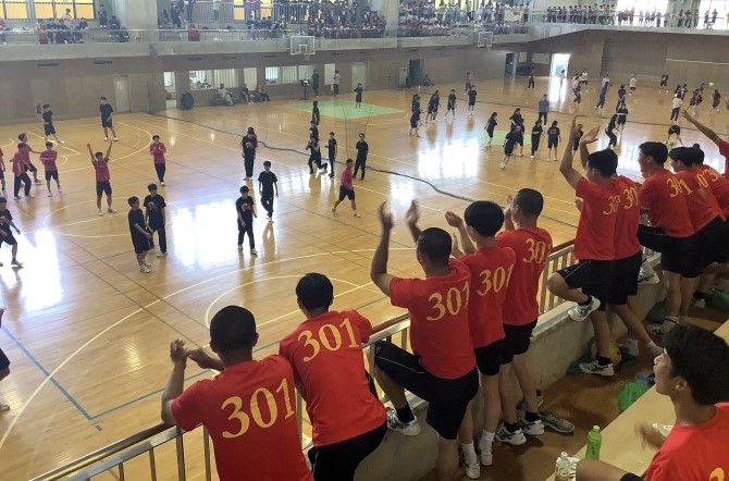 高校3年生　体育大会を行いました。