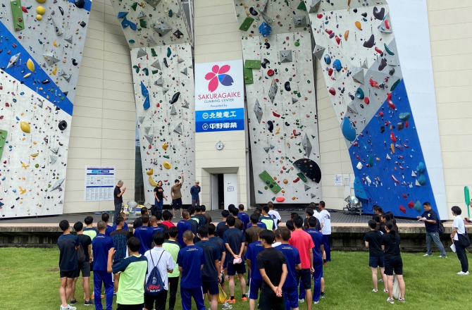 高校2年生Pコース　課外実習を行いました。