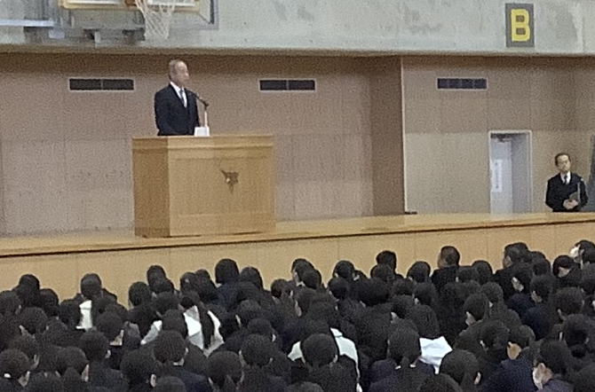 3学期終業式を行いました。