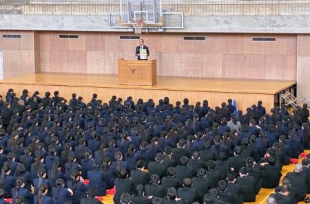 1学期始業式を行いました。