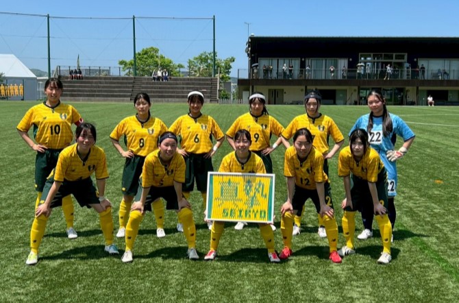 女子サッカー部　第3位入賞！　