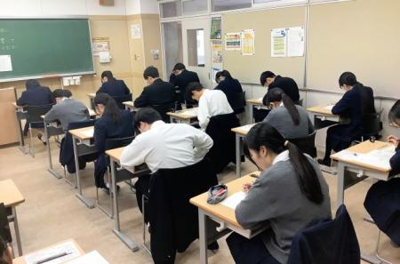 高校3年生　第3回共通テスト直前演習を行いました。