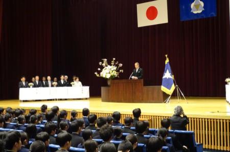 入学式を行いました。